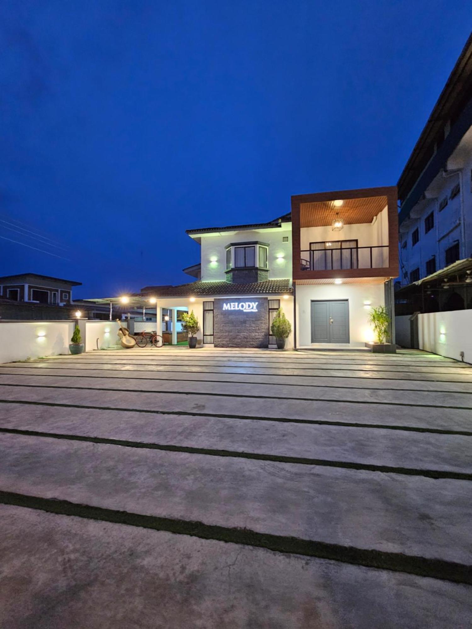 Melody Whole Or Suite Room Muar Eksteriør bilde
